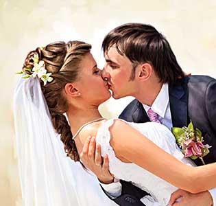 Wedding Couple Digital Portrait Painting by Oilpixel